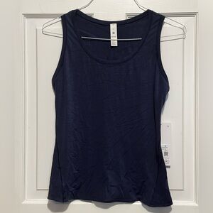 Lululemon wundermost scoop neck tank top L